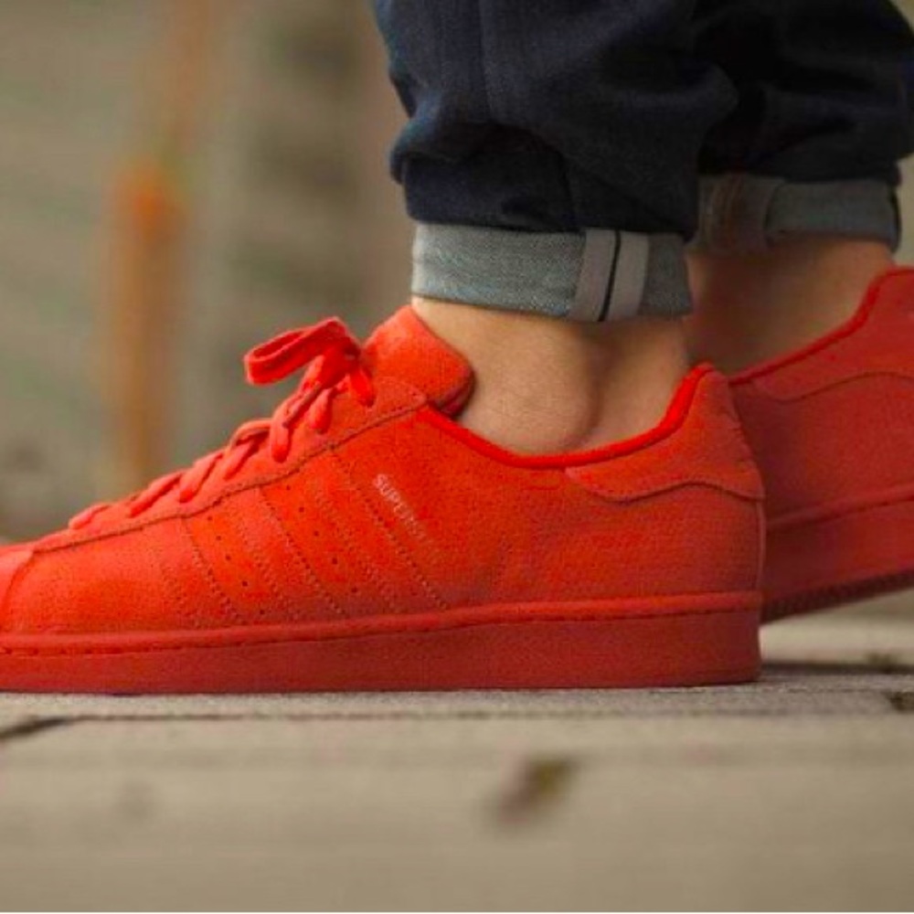 Adidas men’s shoes size 9 1/2 Superstar RT red